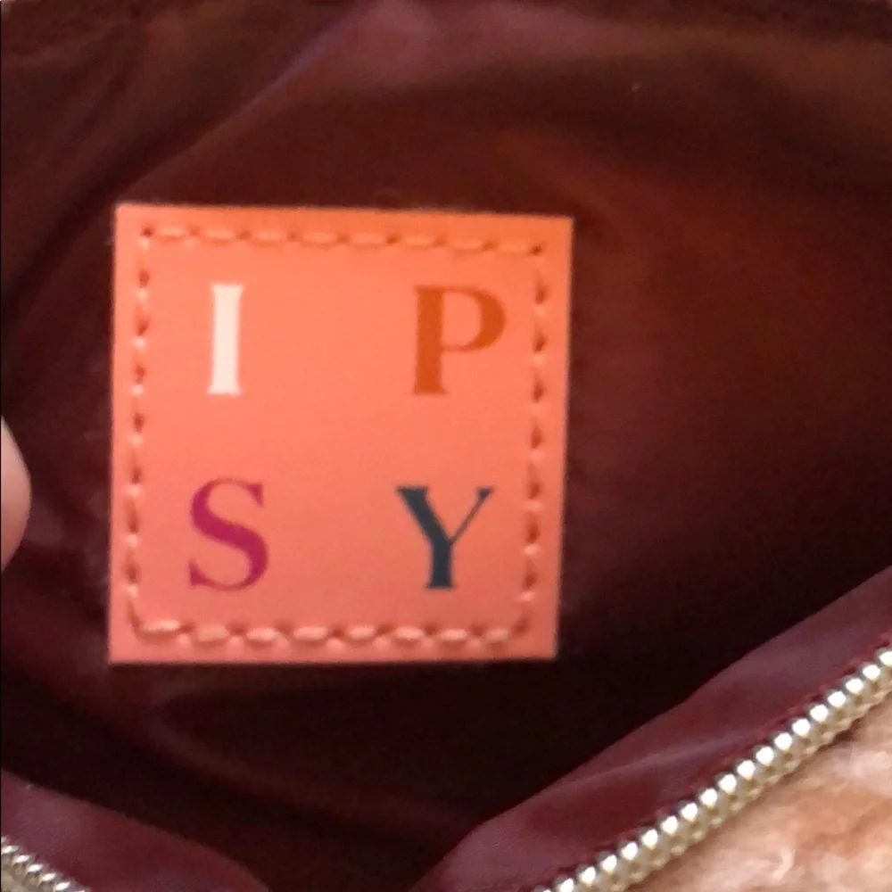 December 2020 Ipsy Bag‎